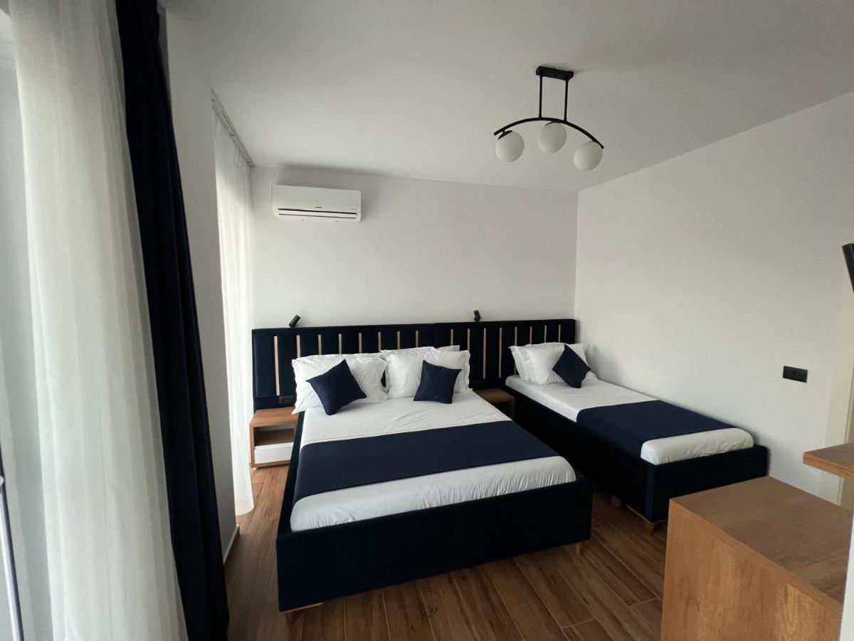 Illyrian Hotel קסאמיל מראה חיצוני תמונה